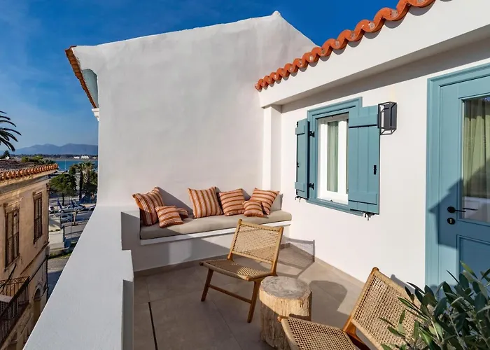 Hotell Regno Di Morea 4*